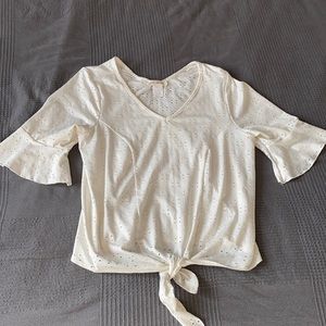 3 for 20$ 🌷Cute top.